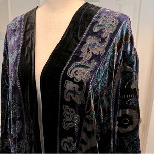 👘 CHICO’s Velvet & Silk Kimono